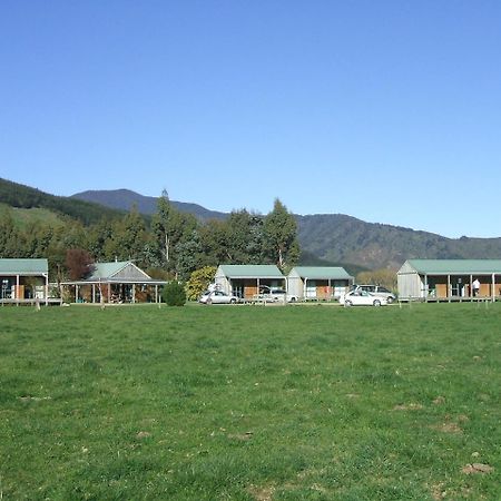 Smiths Farm Holiday Park Linkwater Luaran gambar